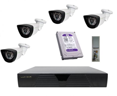Комплект AHD видеонаблюдения 1Мп на 4 камеры для улицы AHD4OUT1